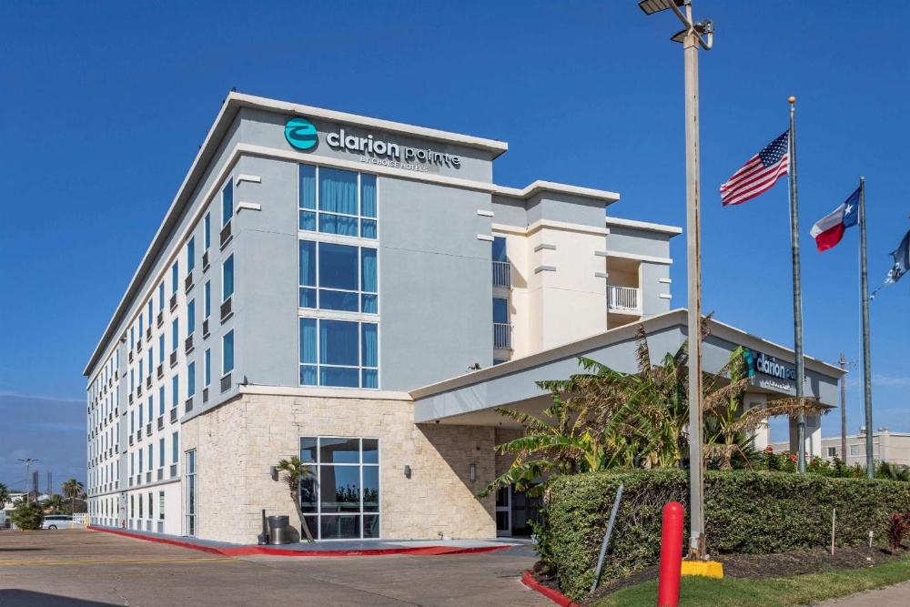 Clarion Pointe Galveston Seawall Main image