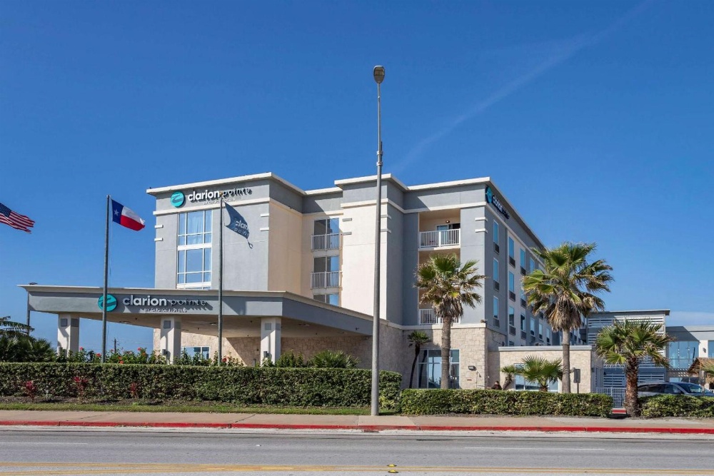 Clarion Pointe Galveston Seawall Main image