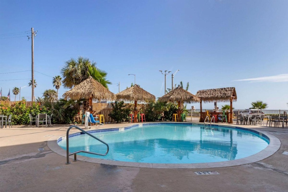 Clarion Pointe Galveston Seawall Image 32