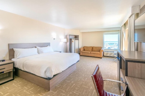 Clarion Pointe Galveston Seawall image 43