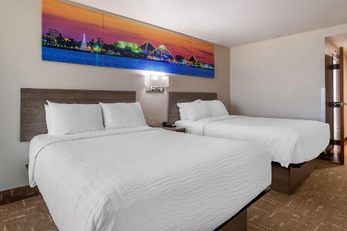 Clarion Pointe Galveston Seawall image 6